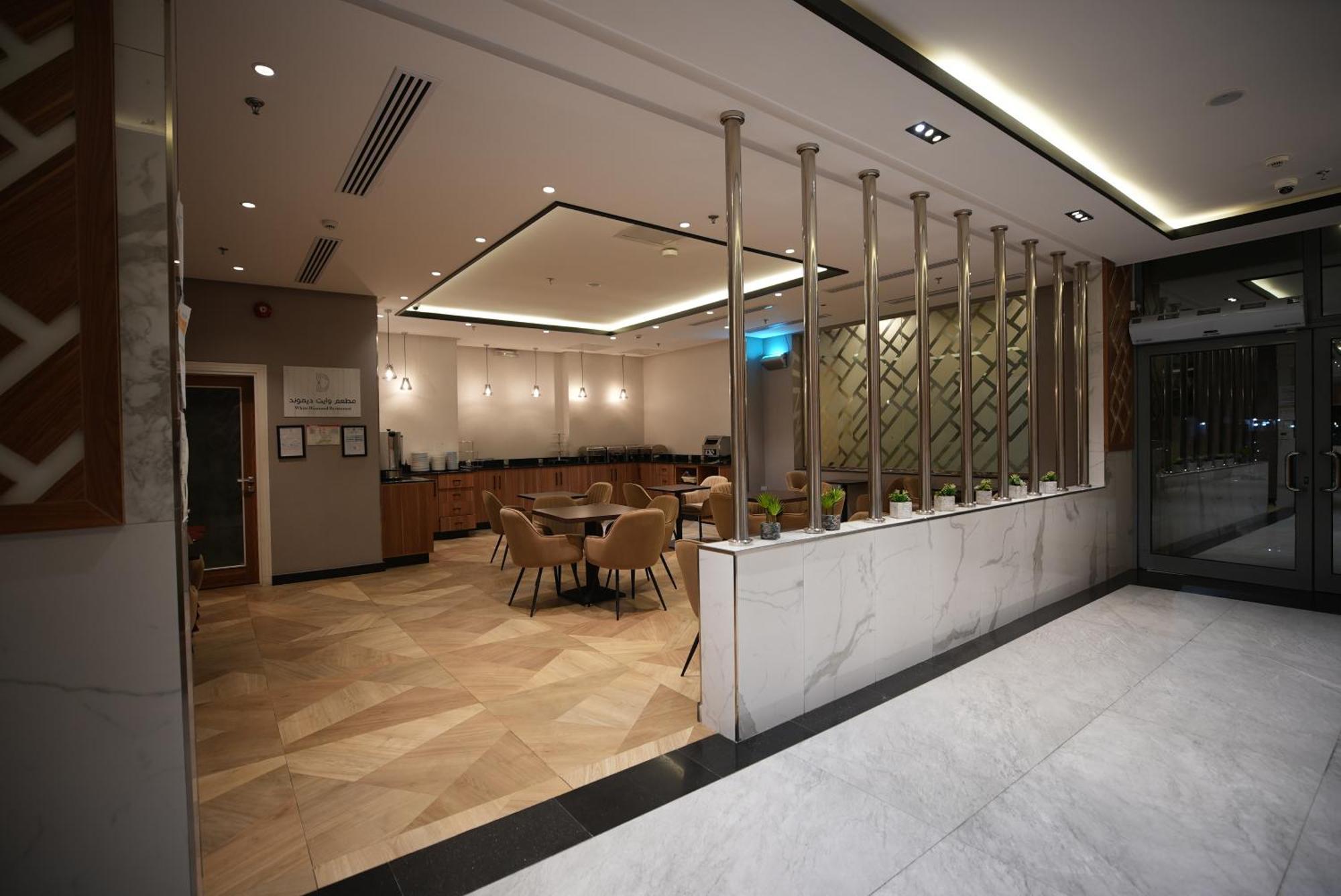 White Diamond Hotel Sari Cidde Dış mekan fotoğraf