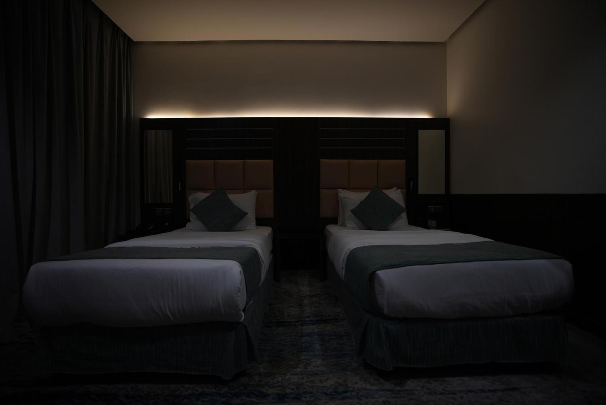 White Diamond Hotel Sari Cidde Dış mekan fotoğraf