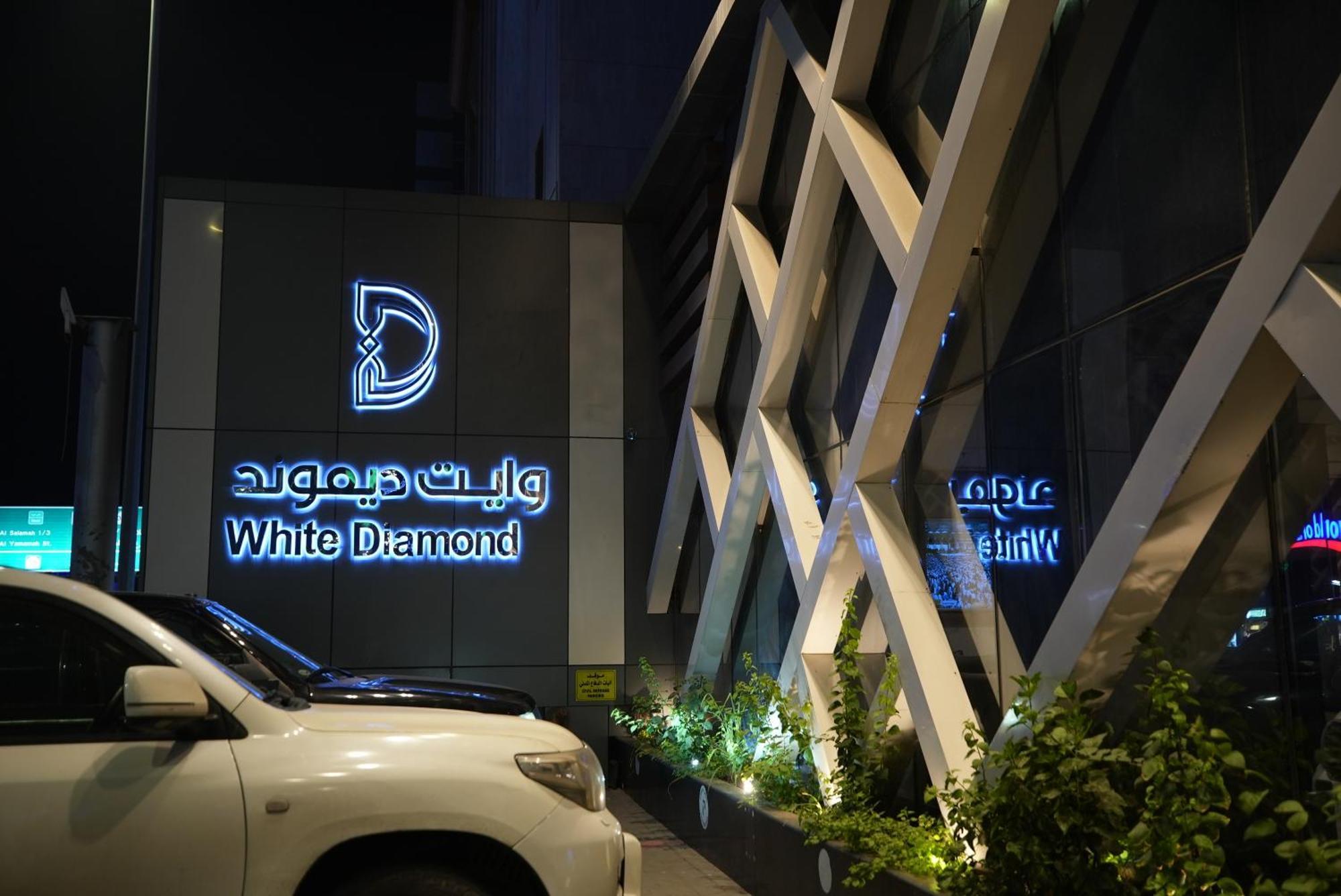 White Diamond Hotel Sari Cidde Dış mekan fotoğraf