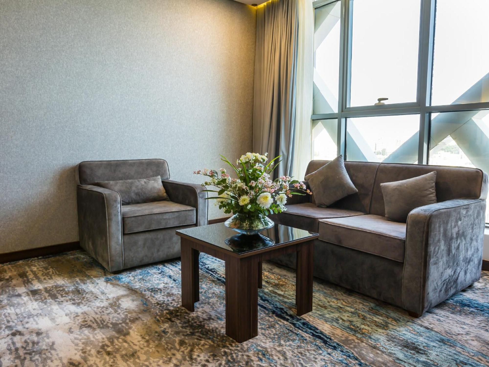 White Diamond Hotel Sari Cidde Dış mekan fotoğraf